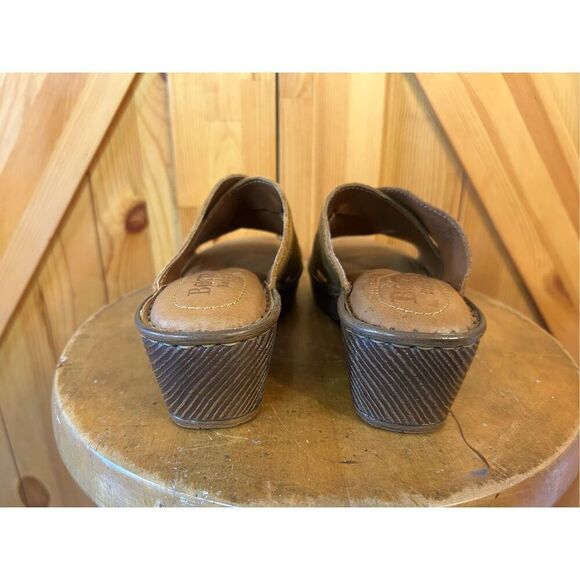 Born Teayo 30506 Women's 8M Brown Suede Leather Slide Wedge Crossover Sandals - Picture 5 of 10